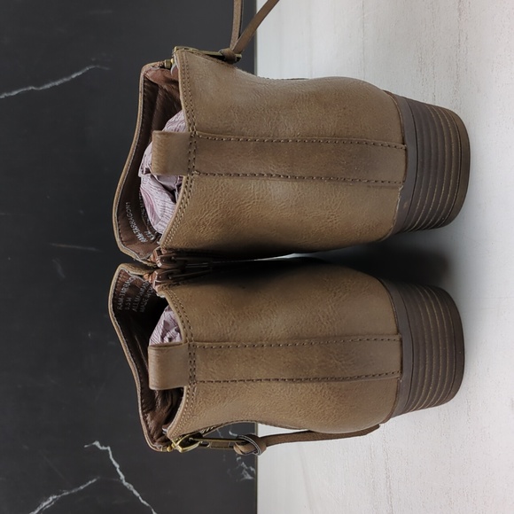 Rampage Tarragon Women's Ankle Booties Brown Smooth sz 8.5 - Picture 4 of 11